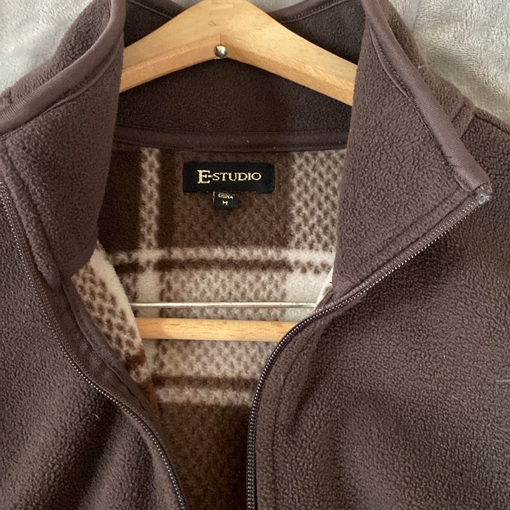 Brown Thick E-Studio Jacket With Pockets - image 2